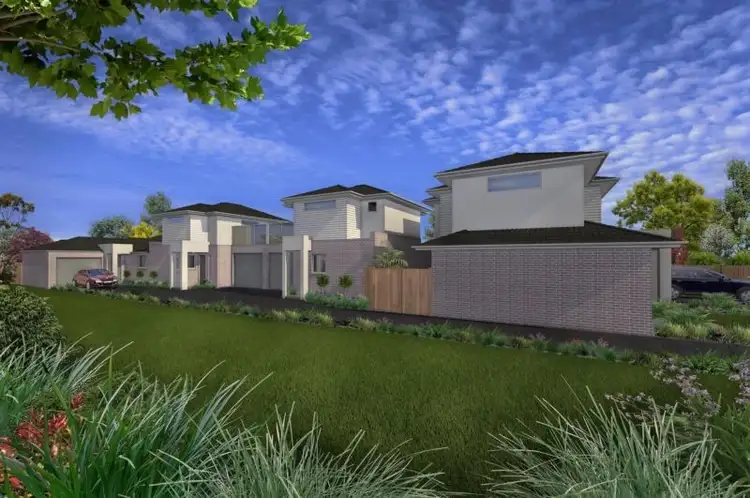 2 & 3/22 McNamara Avenue, Airport West VIC 3042