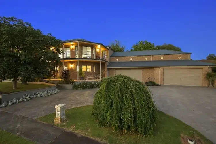 22 Valley View Crescent, Leongatha VIC 3953