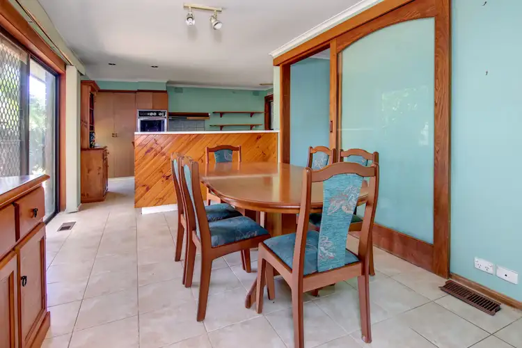 Third view of Homely house listing, 2 Turnberry Court, Frankston VIC 3199