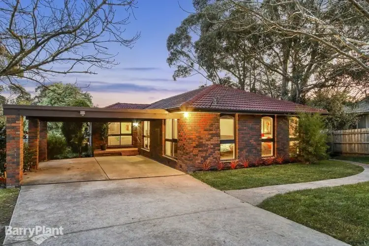 23 Ballantyne Crescent, Kilsyth VIC 3137