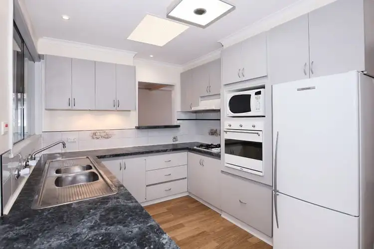 Fifth view of Homely house listing, 8 Allenby Place, Gladstone Park VIC 3043