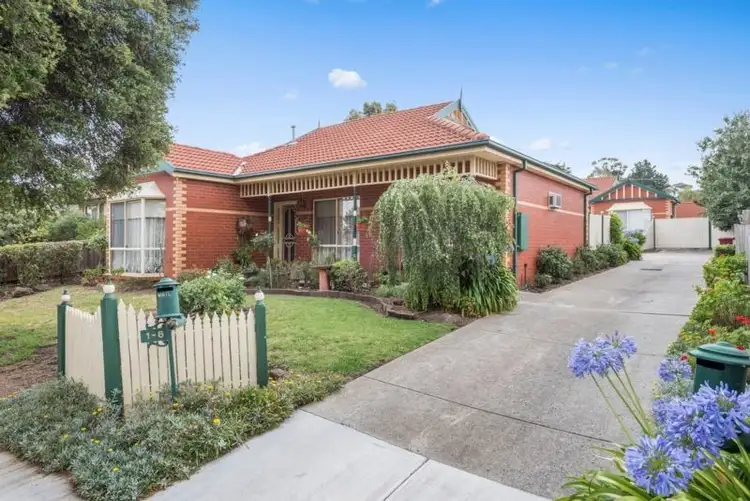 Second view of Homely house listing, 1/6 Mounsey Court, Sunbury VIC 3429