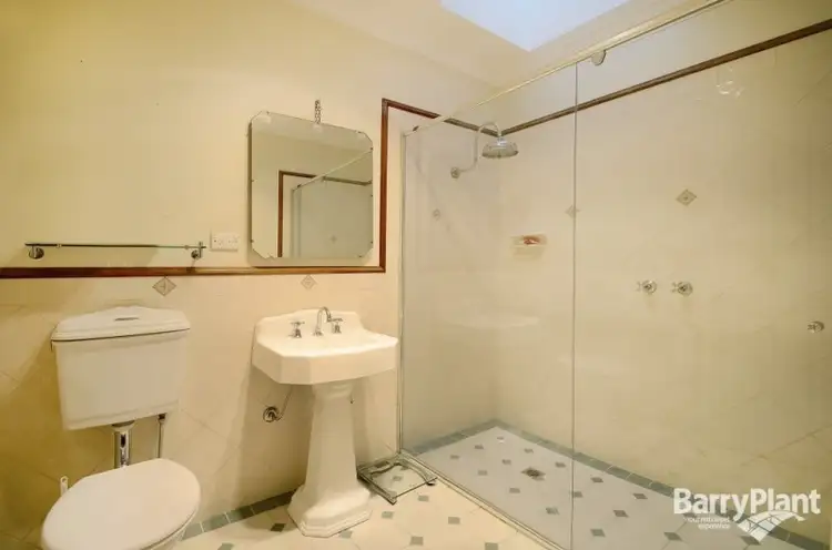 Fifth view of Homely house listing, 33 Tivendale Road, Officer VIC 3809