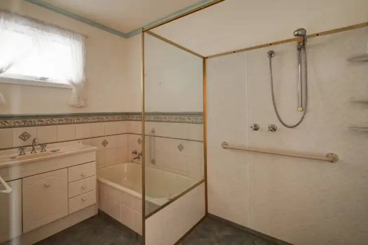 Seventh view of Homely house listing, 17 Anne Street, Koroit VIC 3282