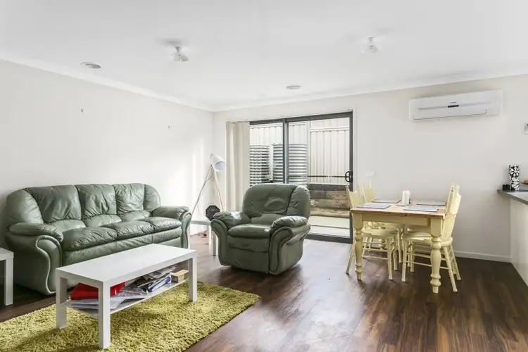 Fifth view of Homely house listing, 15 Highview Terrace, Kangaroo Flat VIC 3555