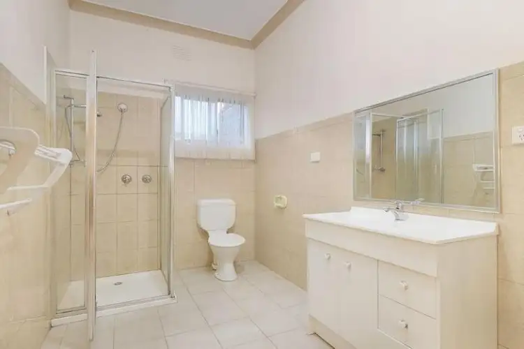 Fifth view of Homely house listing, 26 Alpine Grove, Pascoe Vale VIC 3044