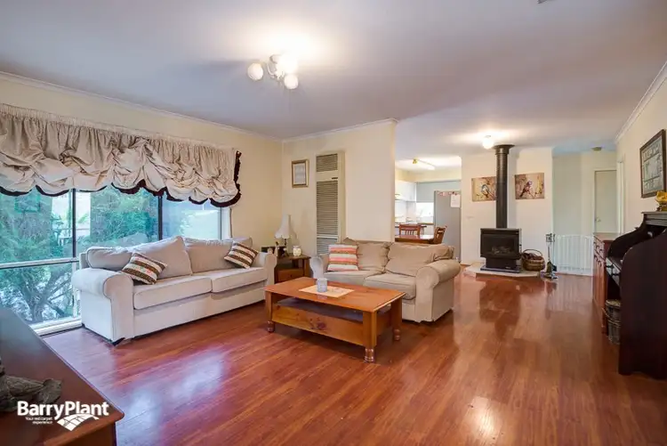 Third view of Homely unit listing, 2/50 Willow Drive, Hampton Park VIC 3976