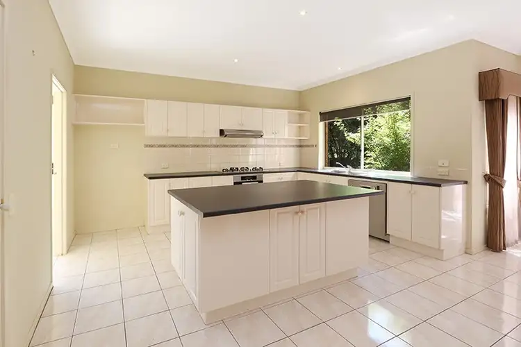 Second view of Homely house listing, 8 Pendelton Place, Lysterfield VIC 3156