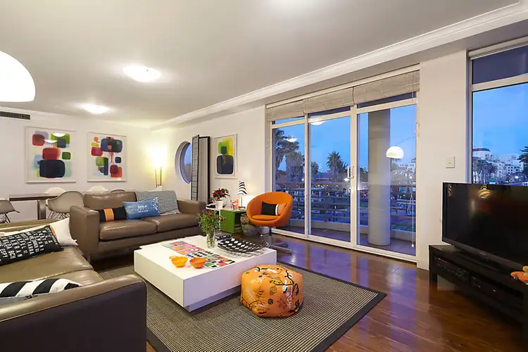 Third view of Homely apartment listing, 17/105 Beach Street, Port Melbourne VIC 3207