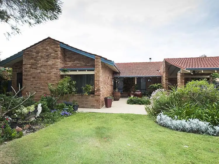 28 Connelly Way, Booragoon WA 6154