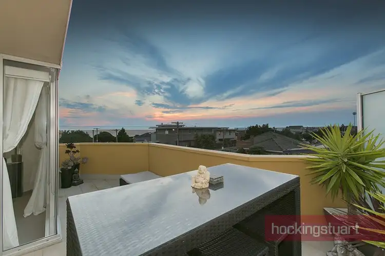 7/4 The Strand, Chelsea VIC 3196