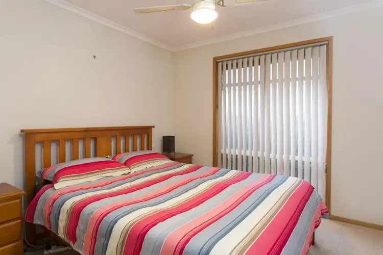 Sixth view of Homely house listing, 1/62 Lloyd Street, Strathdale VIC 3550