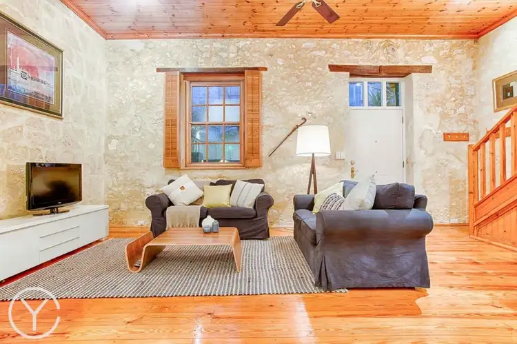 4/15 Essex Street, Fremantle WA 6160