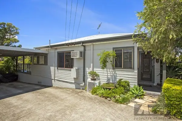 12 Prince Street, Fennell Bay NSW 2283