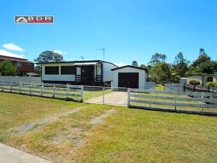 25 James Street, Howard QLD 4659