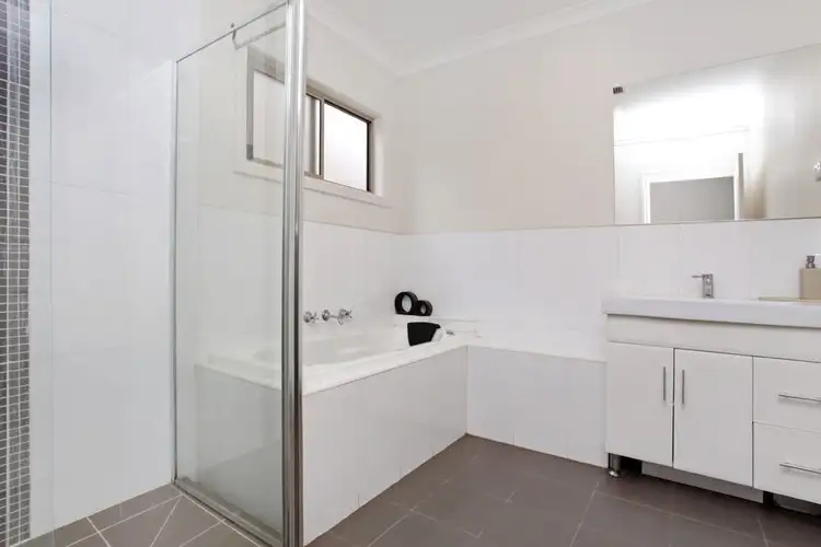 Fifth view of Homely unit listing, 9/72-74 Hillcrest Drive, Westmeadows VIC 3049