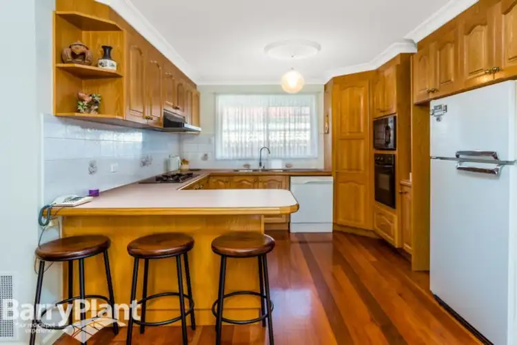 Fifth view of Homely house listing, 2 Rowson Court, Altona Meadows VIC 3028