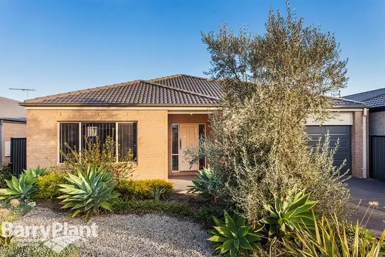 85 Miles Franklin Boulevard, Point Cook VIC 3030