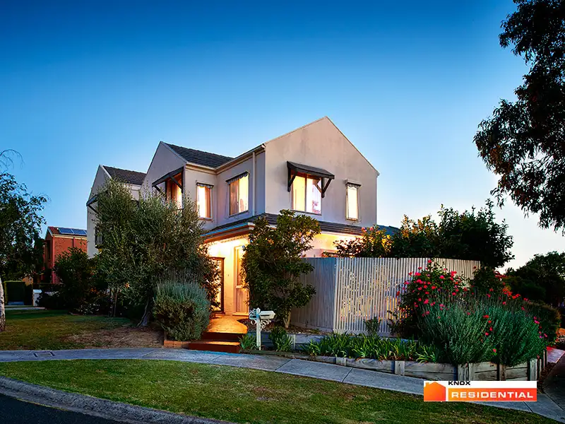 Main view of Homely townhouse listing, 6 Nectar Mews, Knoxfield VIC 3180