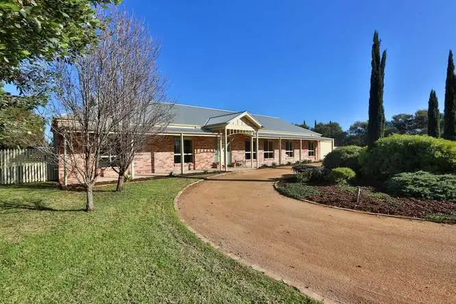 152 McEdward Street, Birdwoodton VIC 3505