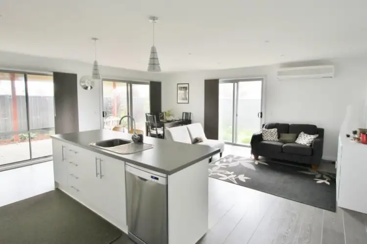 Fourth view of Homely house listing, 24 Bellview Court, Mansfield VIC 3722