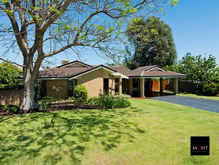 4 Paterson Gardens, Winthrop WA 6150