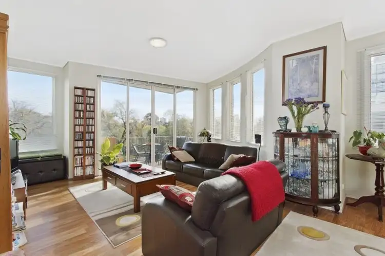 206/23 Queens Road, Melbourne VIC 3004