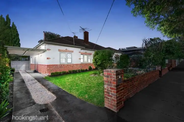 12a Almond Street, Caulfield South VIC 3162