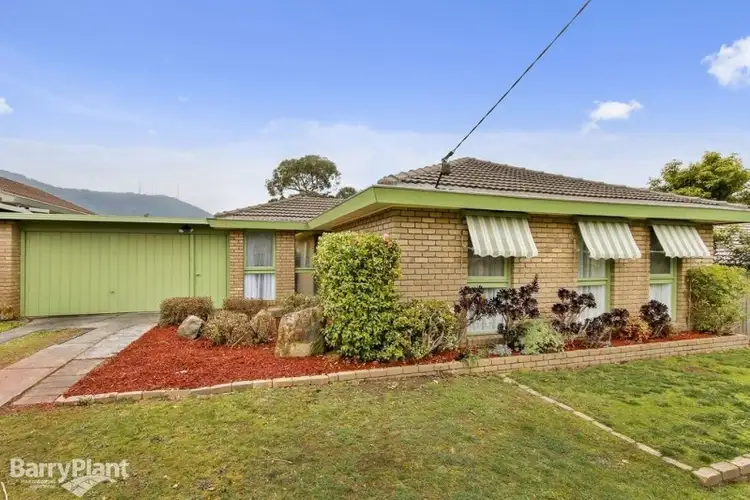 10 Gladesville Drive, Kilsyth VIC 3137