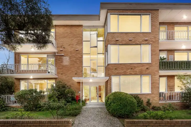 Main view of Homely unit listing, 1/98 Burke Road, Malvern East VIC 3145