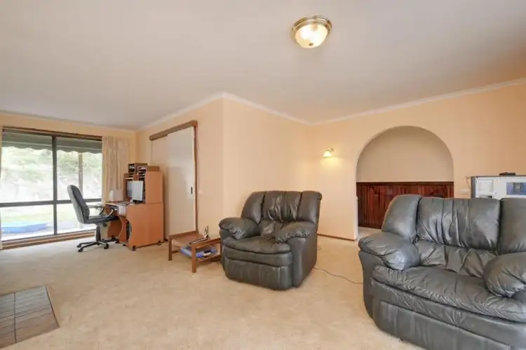 Sixth view of Homely house listing, 40 Travoyers Road, Toongabbie VIC 3856