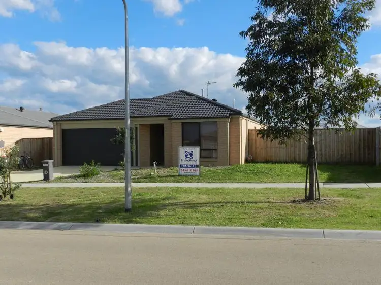 30 Coast Avenue, Paynesville VIC 3880