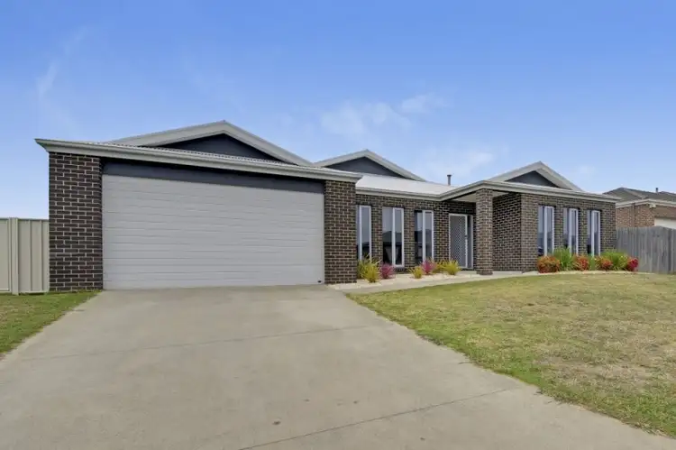 Second view of Homely house listing, 13 Leinster Avenue, Traralgon VIC 3844