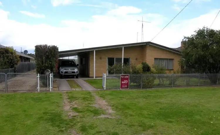 12 Blackburn Street, Stratford VIC 3862