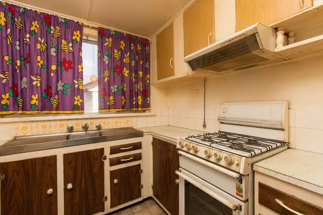 Fifth view of Homely house listing, 10 Latrobe Street, Red Cliffs VIC 3496