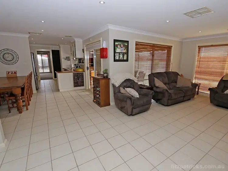 Fifth view of Homely house listing, 5 Garru Place, Glenfield Park NSW 2650