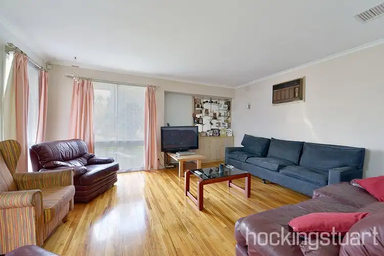 Second view of Homely house listing, 9 Sherie Court, Keysborough VIC 3173
