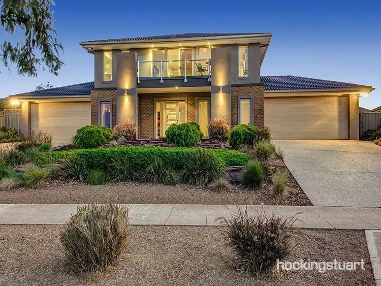 28 Kororoit Approach, Caroline Springs VIC 3023