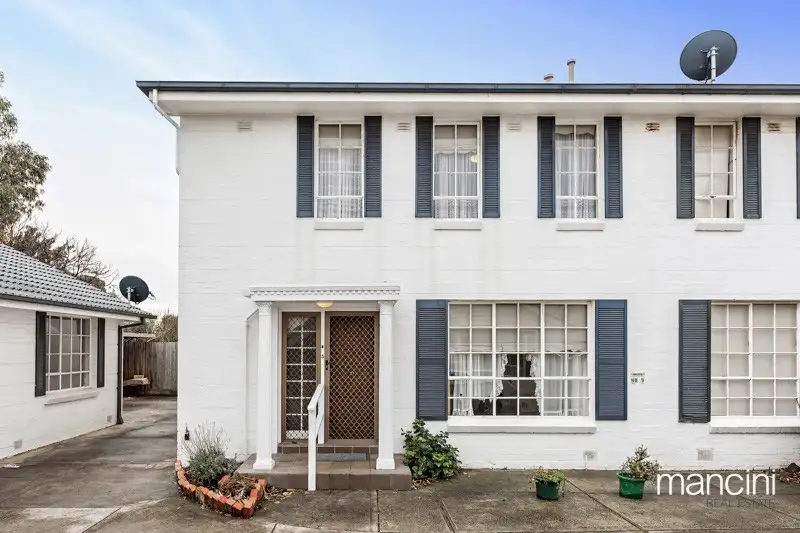 Main view of Homely unit listing, 3/9-11 Romawi Street, Altona VIC 3018
