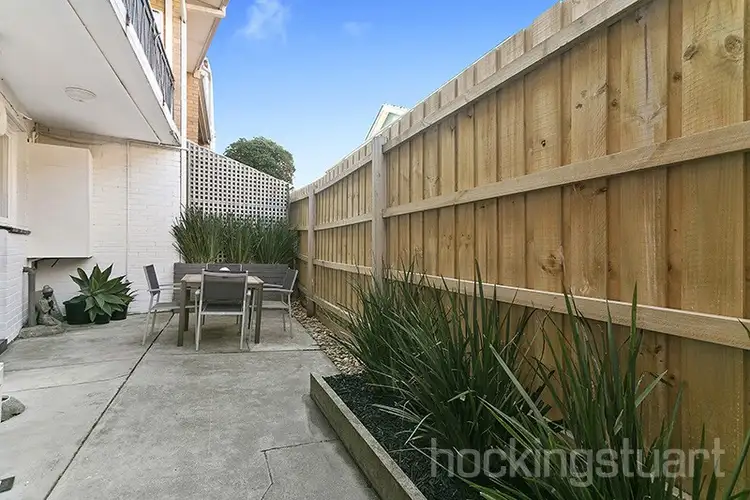 Sixth view of Homely unit listing, 2/50 Nepean Highway, Aspendale VIC 3195