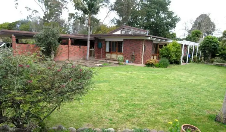 3 Debora Court, Sale VIC 3850