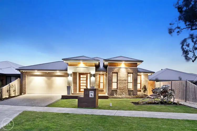 31 Ballam Way, Doreen VIC 3754