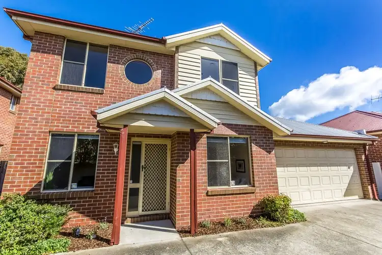 2/15 Hope Street, Geelong West VIC 3218