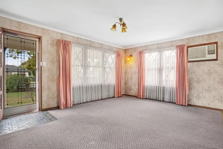 Fourth view of Homely house listing, 7 Curlew Cres, Woodberry NSW 2322