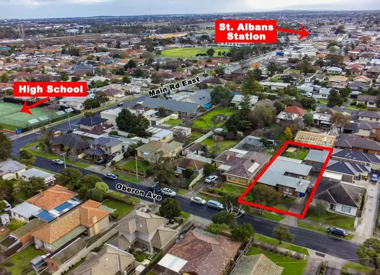 Second view of Homely house listing, 7 Oberon Avenue, St Albans VIC 3021