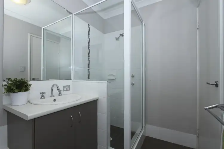 Seventh view of Homely unit listing, 3/3 Peppermint Gardens, Aubin Grove WA 6164