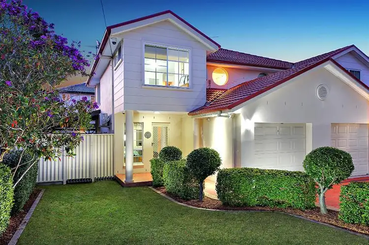 16 Garnsey Avenue, Panania NSW 2213