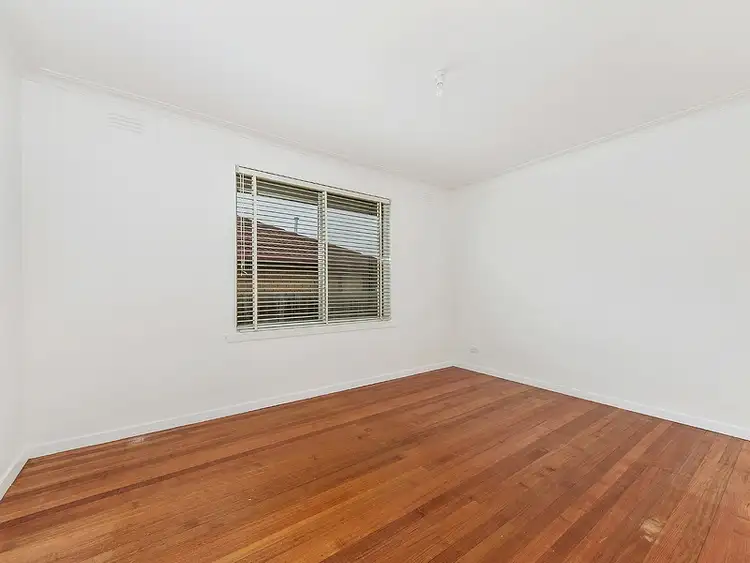 Fourth view of Homely house listing, 7 Burns Avenue, St Albans VIC 3021
