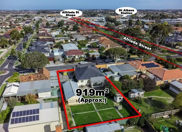 24 Craigielea Avenue, St Albans VIC 3021