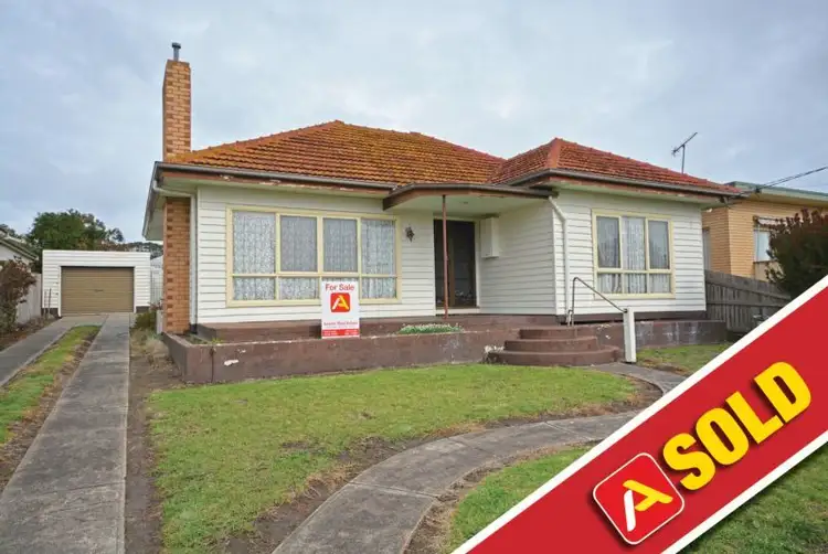 9 Dutton Street, Portland VIC 3305